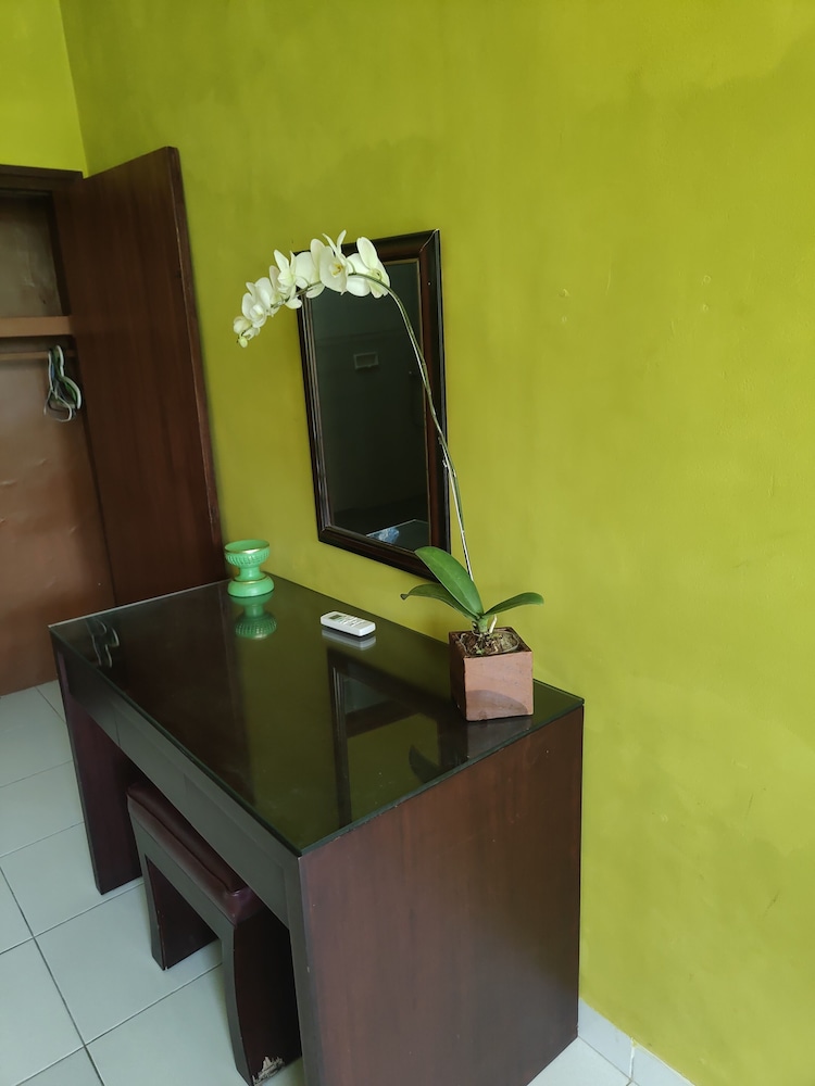 Berlian Beach Inn Kuta