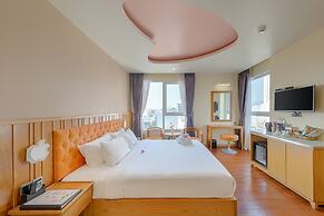 Sea Queen Hotel