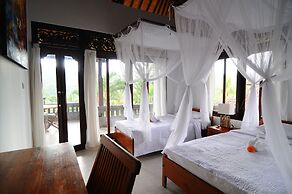 Villa Lihat Sawah