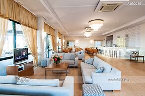 Phoenix Beach Hotel