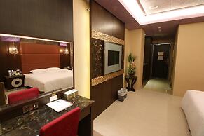 R7 Eco Hotel