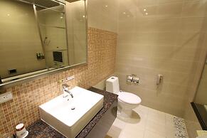 R7 Eco Hotel
