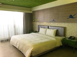R8 Eco Hotel