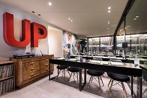 Up Hotel
