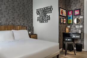 Up Hotel