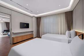 BlueSun Danang Beach Hotel