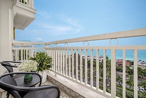 BlueSun Danang Beach Hotel