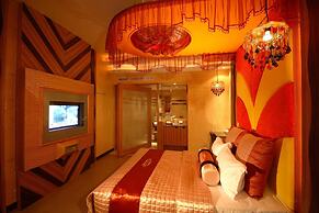 Shinyseasons Motel