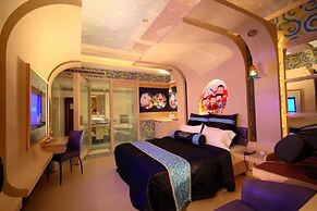 Shinyseasons Motel