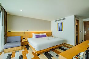 The Lunar Patong