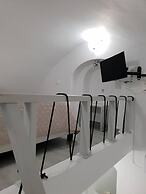 Unique Leta
