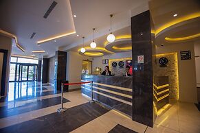Hilly Hotel