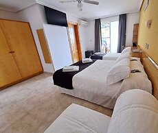 Hotel Alaska