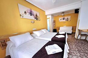 Hotel Alaska