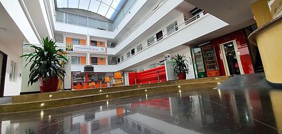 Hotel Ferias Park