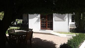 Travalia Guest Farm