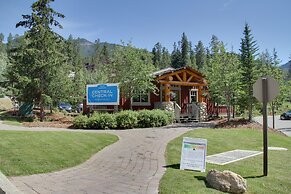 Embarc Panorama