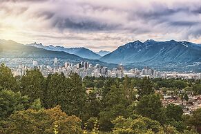 WorldMark Vancouver - The Canadian