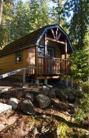 Halcyon Hot Springs Resort