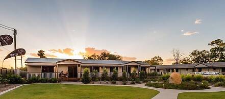 The Rocks Motel