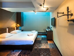 The Alfred Hotel