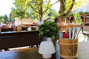 Hotel Halber Mond