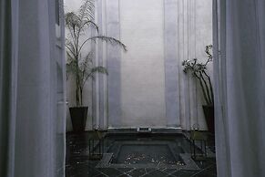 Riad K