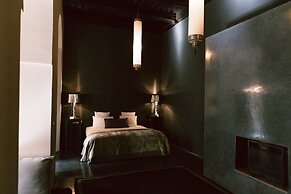 Riad K
