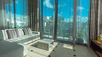 Lotus Luxury Condo