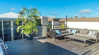 Lotus Luxury Condo