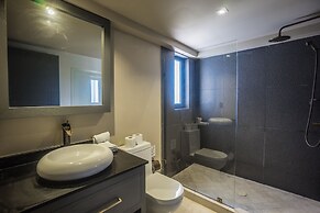 Lotus Luxury Condo
