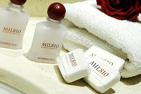 Hotel Mil 810