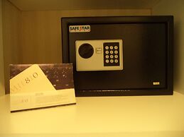 Hotel Mil 810