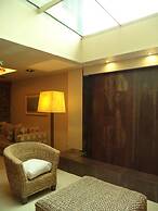 Hotel Mil 810