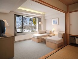 TATESHINA LAKE RESORT