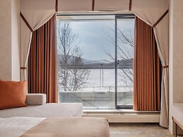 TATESHINA LAKE RESORT