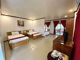Anda White Beach Resort
