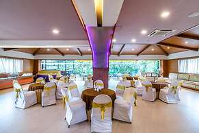 Octave Suites Residency Rd