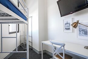 Wake Up! Sydney - Hostel