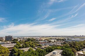 Meriton Suites Mascot Central