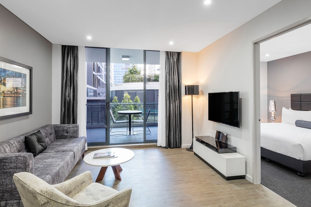 Meriton Suites Mascot Central