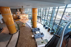 Grand Hotel