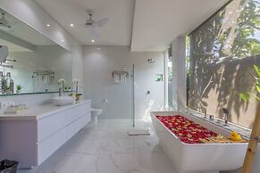 Lacasa Villa Legian