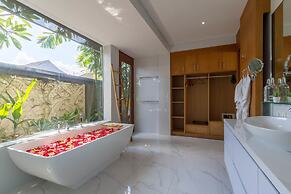 Lacasa Villa Legian
