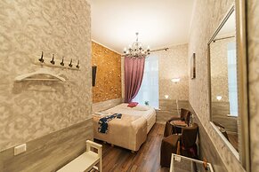 Avangard Hotel