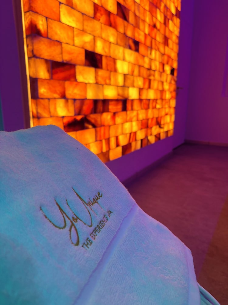 Hotel Butterfly & YoUnique Spa
