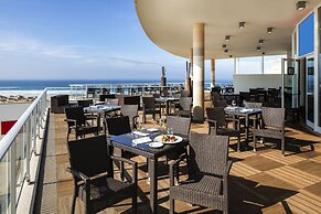 The Beachfront Praia D'el Rey Golf & Beach Resort