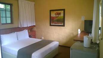 Ascot Inn