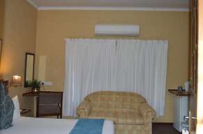 Ascot Inn
