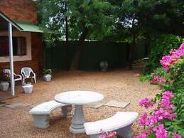 Ascot Inn